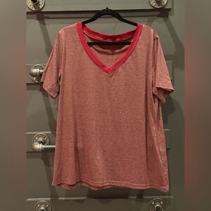 Women's V-Neck Short Sleeve Top - Red